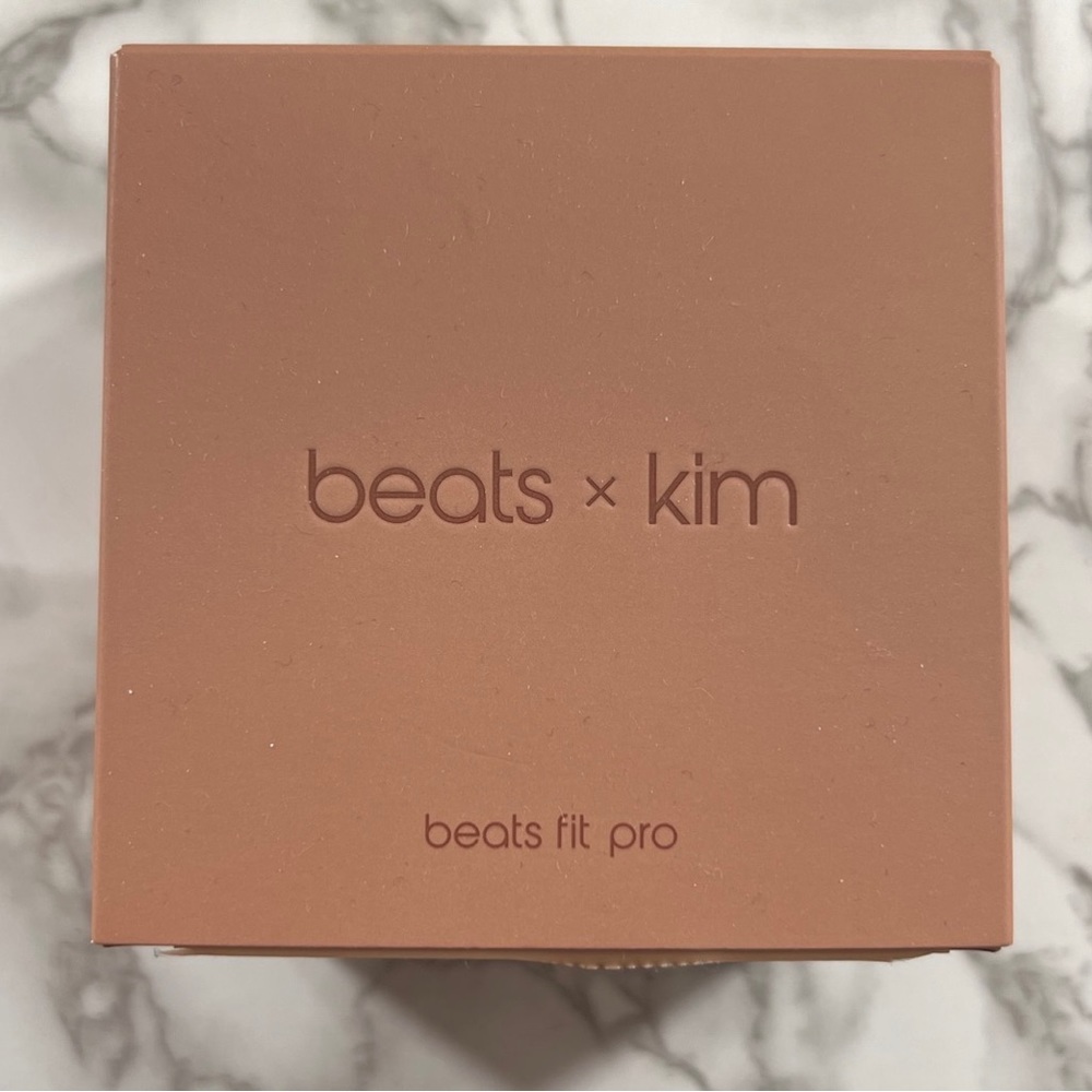 Beats X Kim in Dune